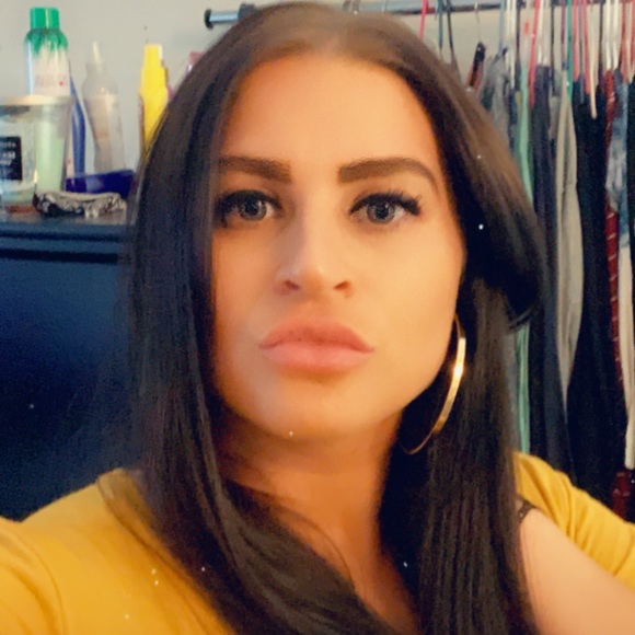 Meet your Posher, Diane - Picture 1 of 1